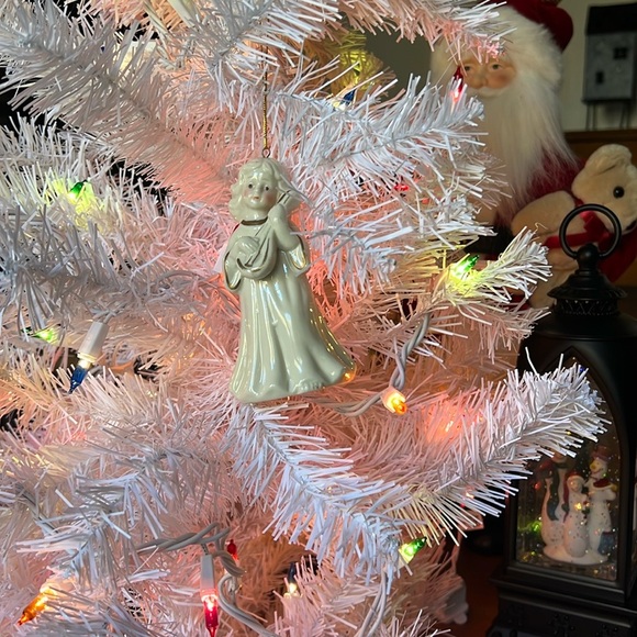 ❤️Rare Vintage 1983 Porcelain Gold Angel Christmas Ornament BUY ONE GET ONE FREE - Picture 1 of 7